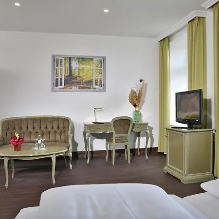 Stadt Hameln 4*