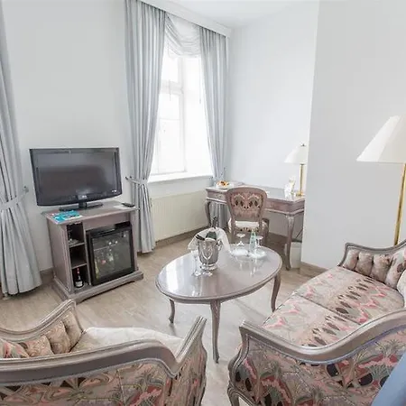 Otel Stadt Hameln 4*