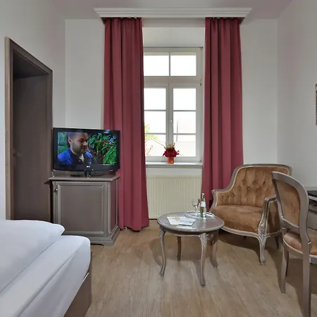 Ξενοδοχείο Stadt