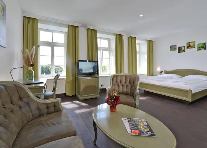 Hotel Stadt 4*